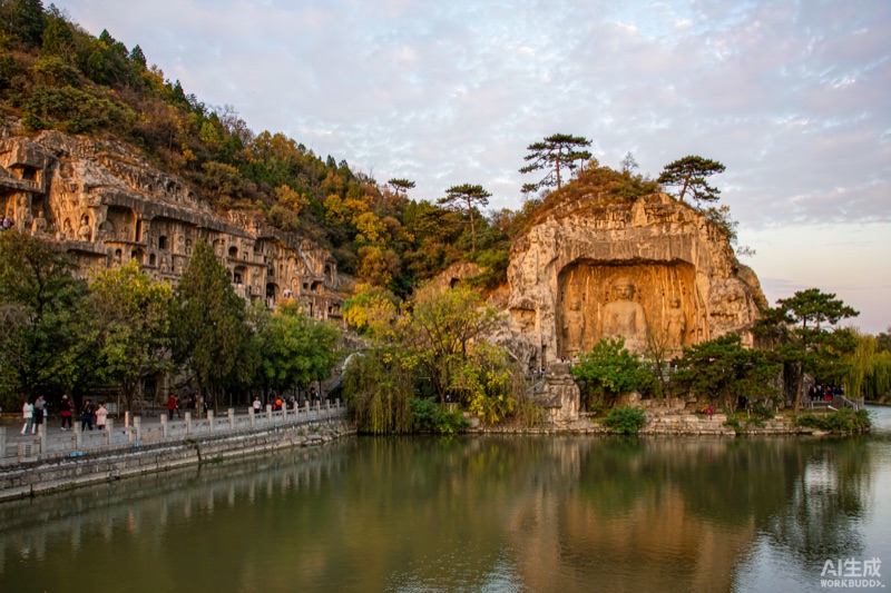 洛阳龙门石窟秋日全景